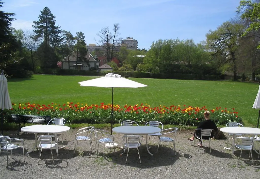 **  Le Cenacle Hotel Genève Zwitserland
