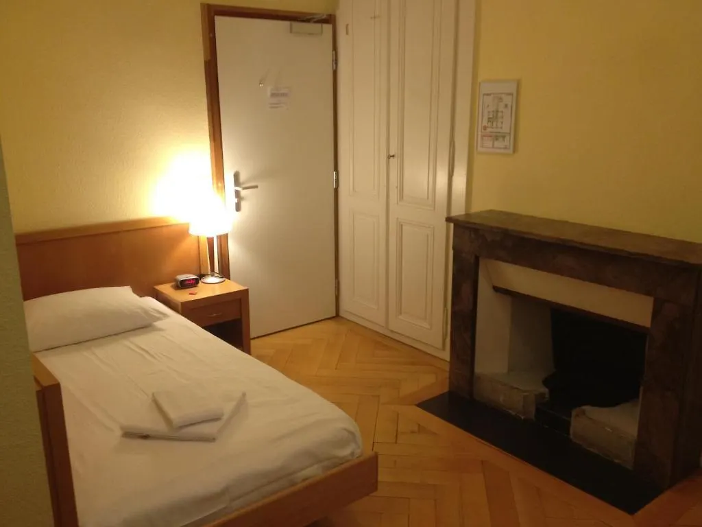 Hotel Le Cénacle à Genève 2*,  Suisse
